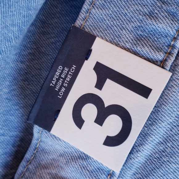 GAP Light Indigo Wash Sky High Waisted Rise Mom Jeans sz 31/12 Short NEW Women's - Picture 9 of 15
